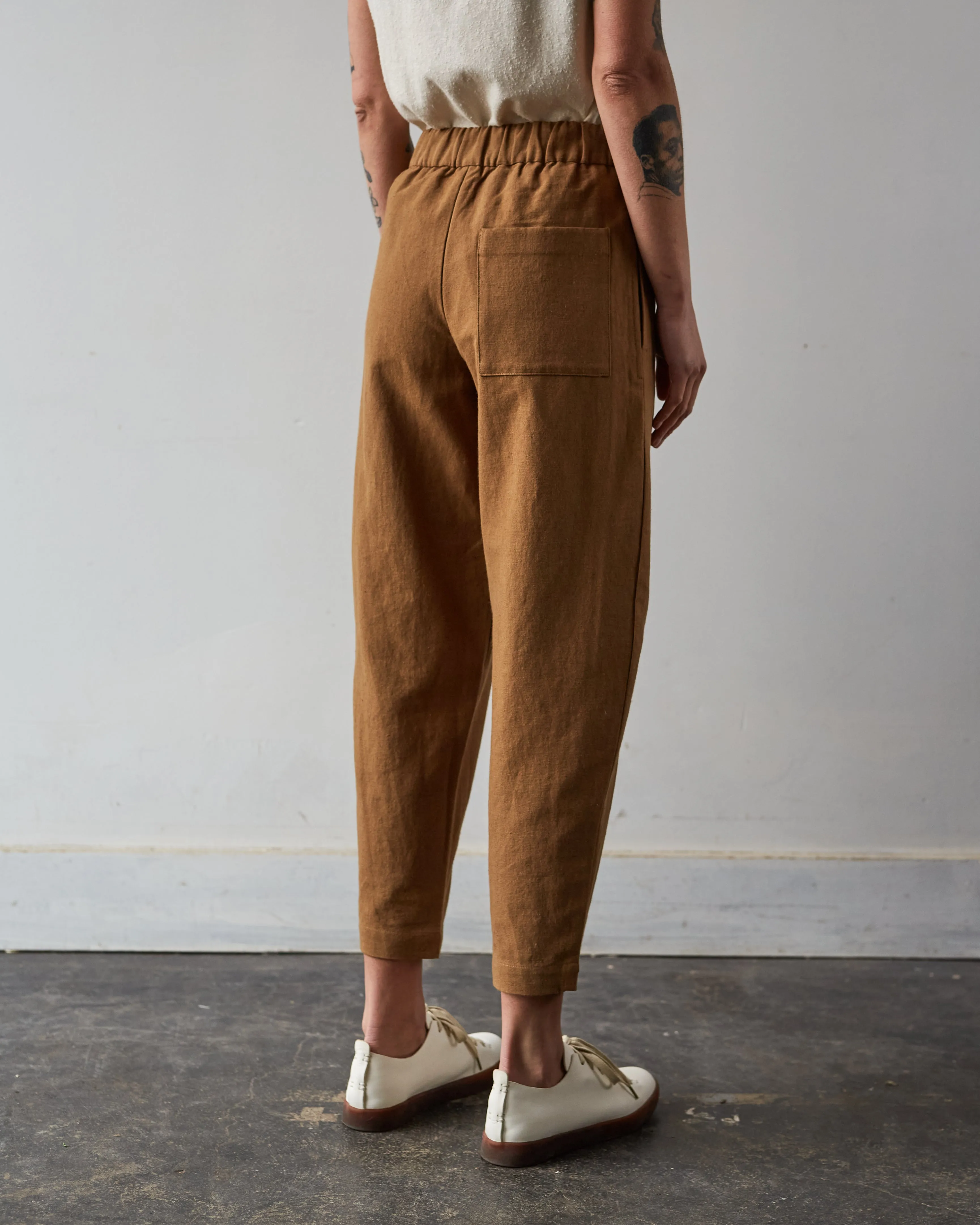 7115 Elastic Pull-Up Trouser, Caramel