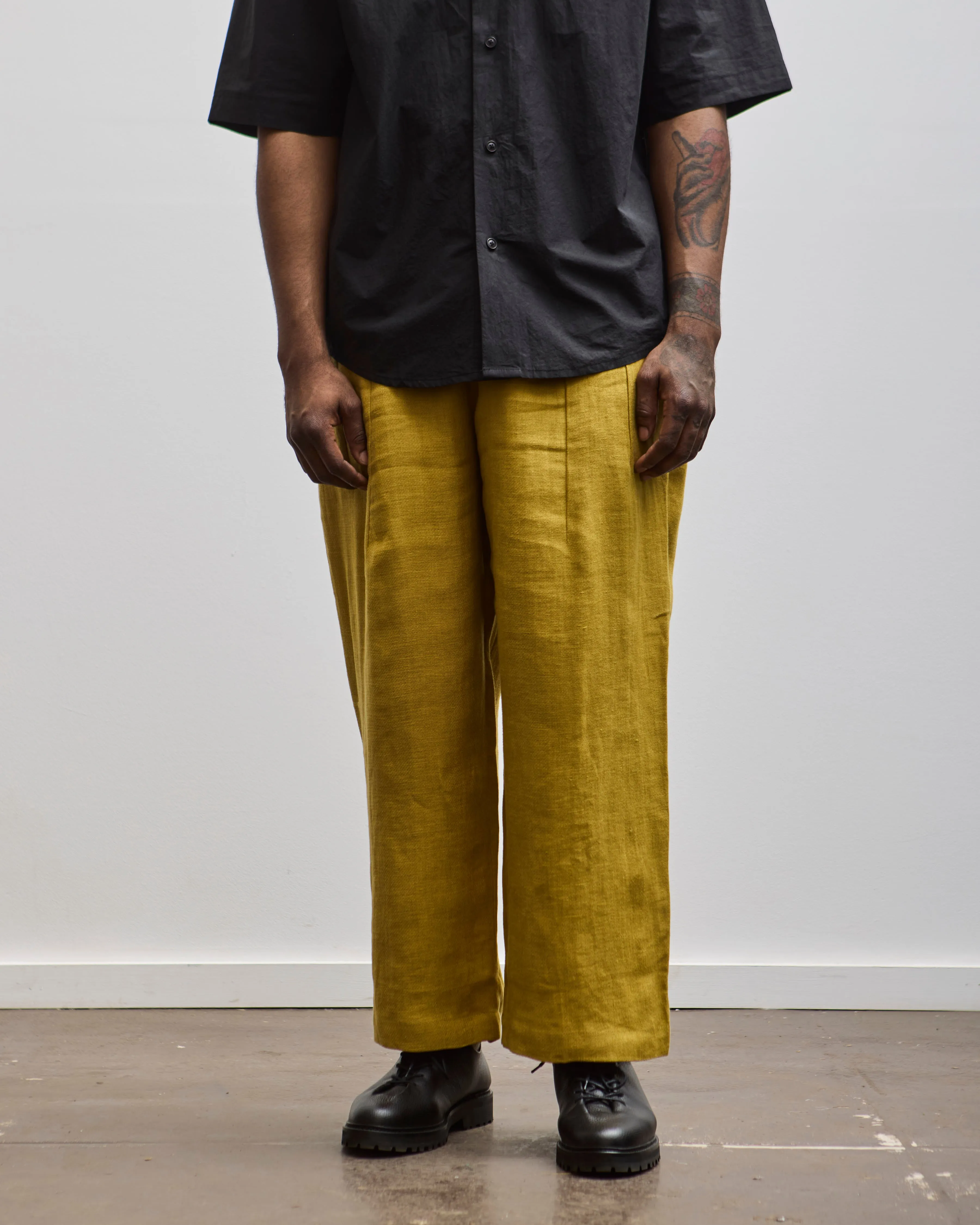 7115 Unisex Linen Pleated Trousers, Mustard