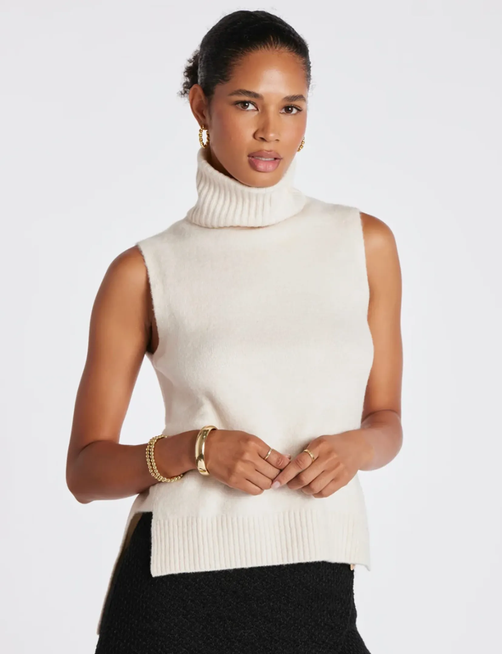 Frankie Turtleneck, Ivory