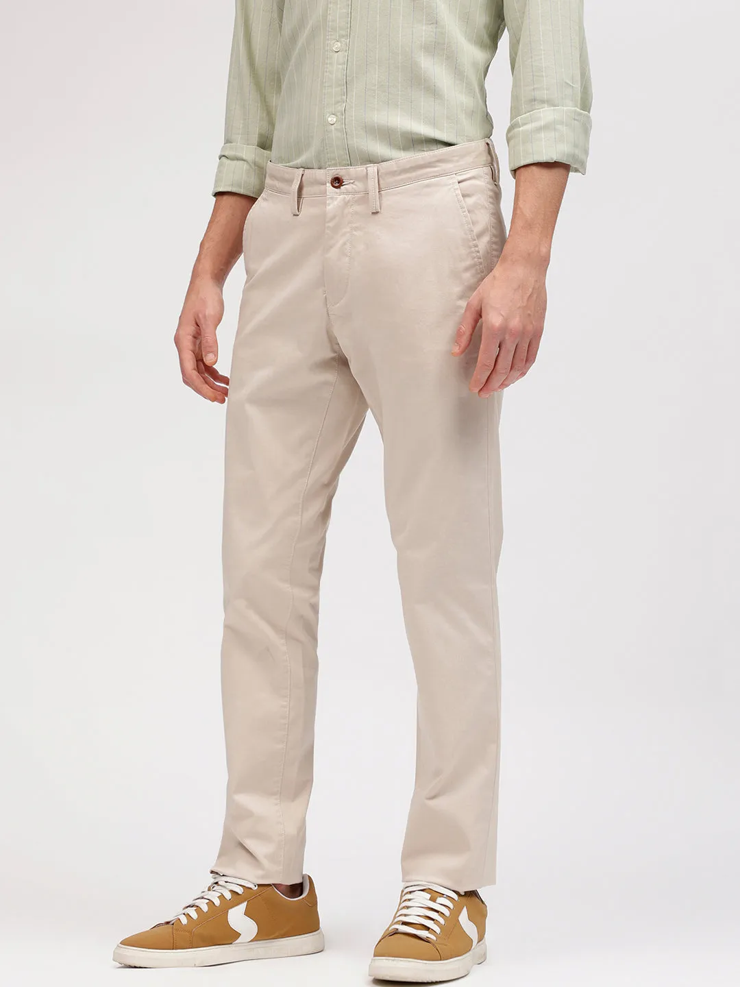 Gant Men Beige Solid Flat Front Slim Fit Mid-Rise Trouser