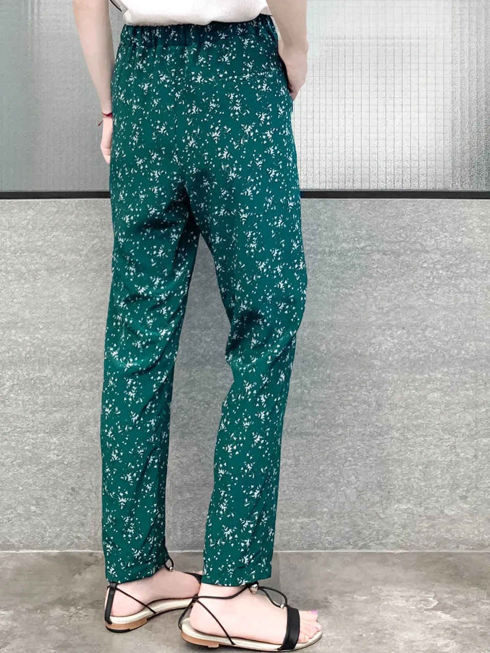 Last Chance! Green Floral Print Contrast Twist Waist Taper Trousers