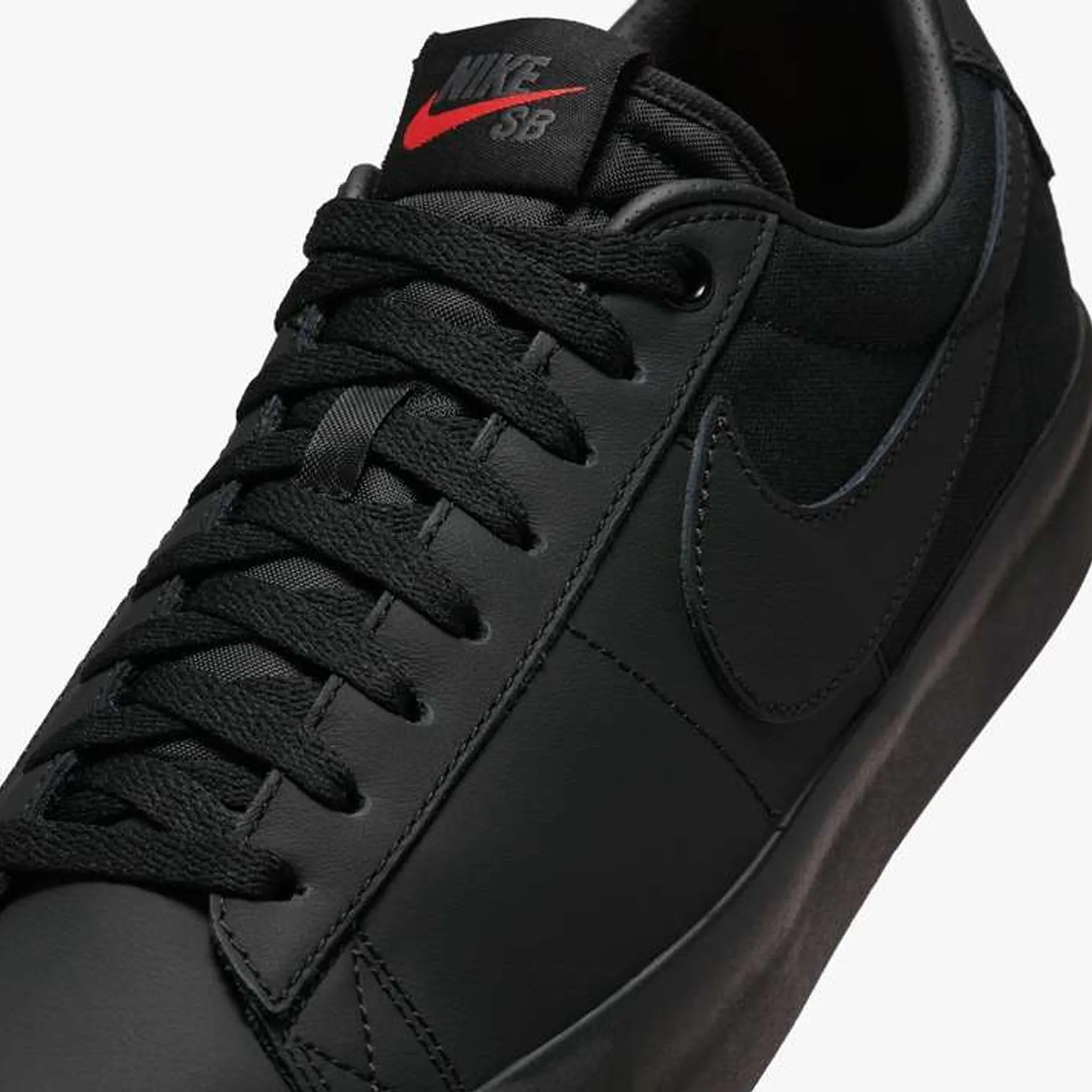 Nike Blazer Low GT Pro ISO Triple Black